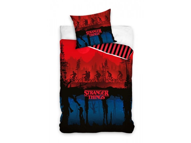 Stranger Things voodipesukomplekt